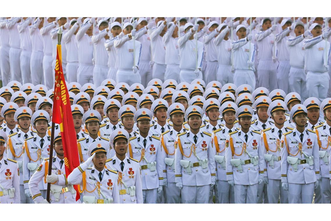 Vietnam inszeniert prächtige Parade zum 80. Nationalfeiertag Vietnam hatte sich am 2. September 1945 von der französischen Kolonialherrschaft unabhängig erklärt.