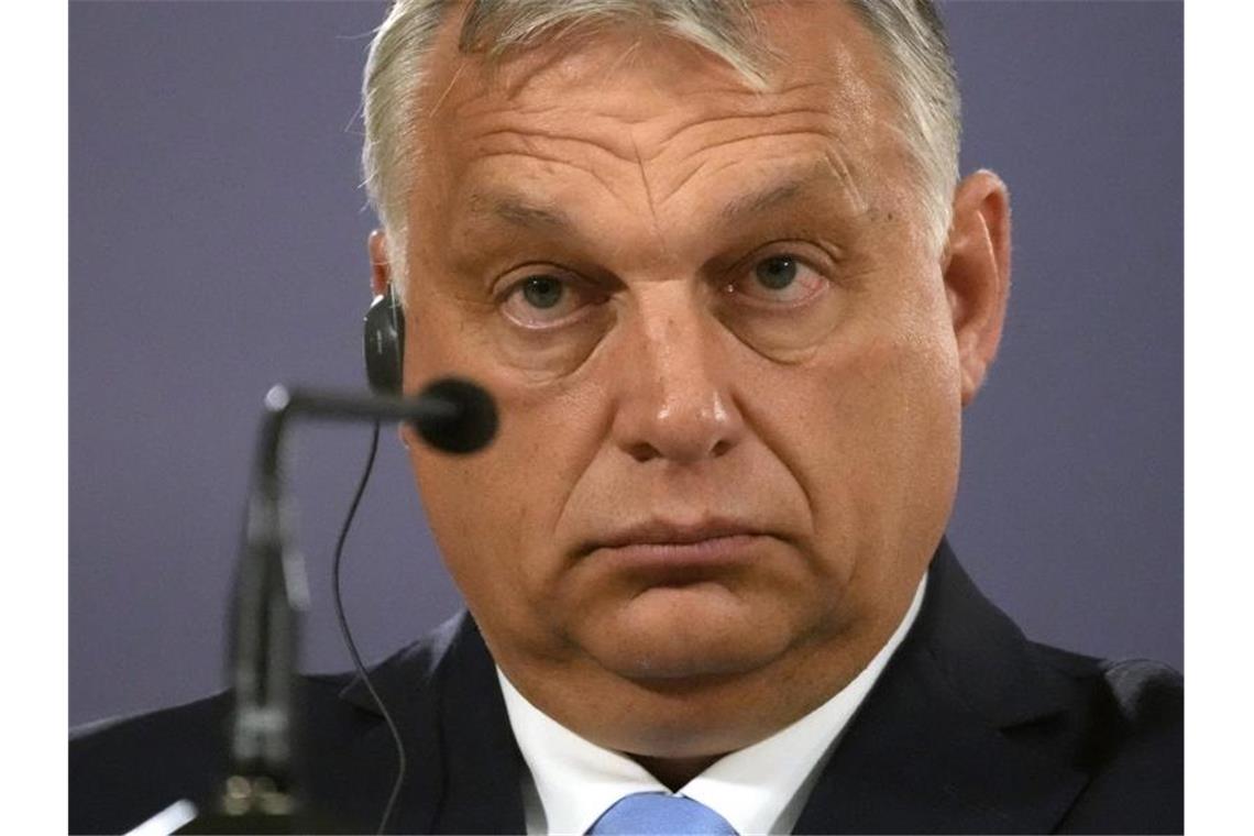 Orban stellt Bedingungen für Annahme von EU-Corona-Hilfen Viktor Orban, rechtsnationaler Ministerpräsident von Ungarn. Foto: Darko Vojinovic/AP/dpa