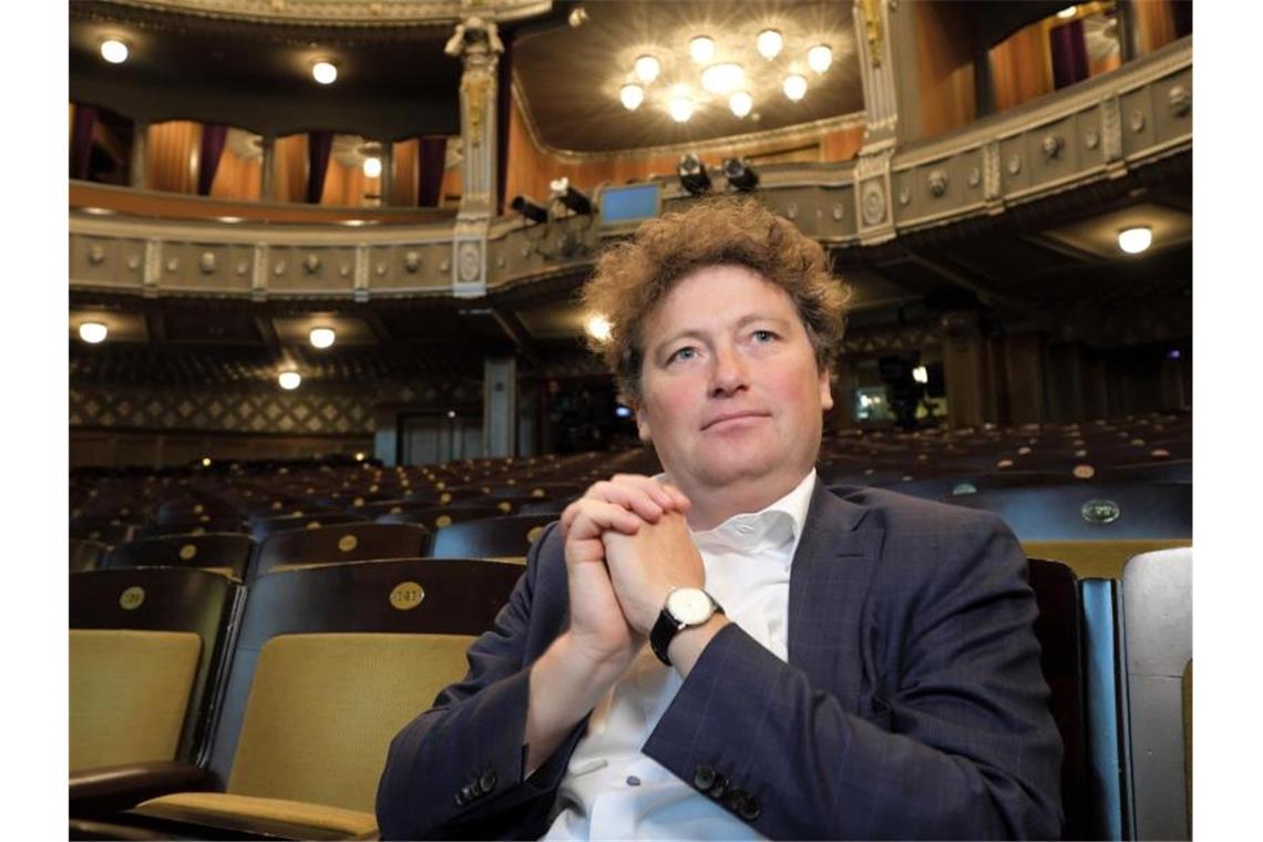 Viktor Schoner, der Intendant der Oper Stuttgart. Foto: Bernd Weißbrod/dpa/Archivbild