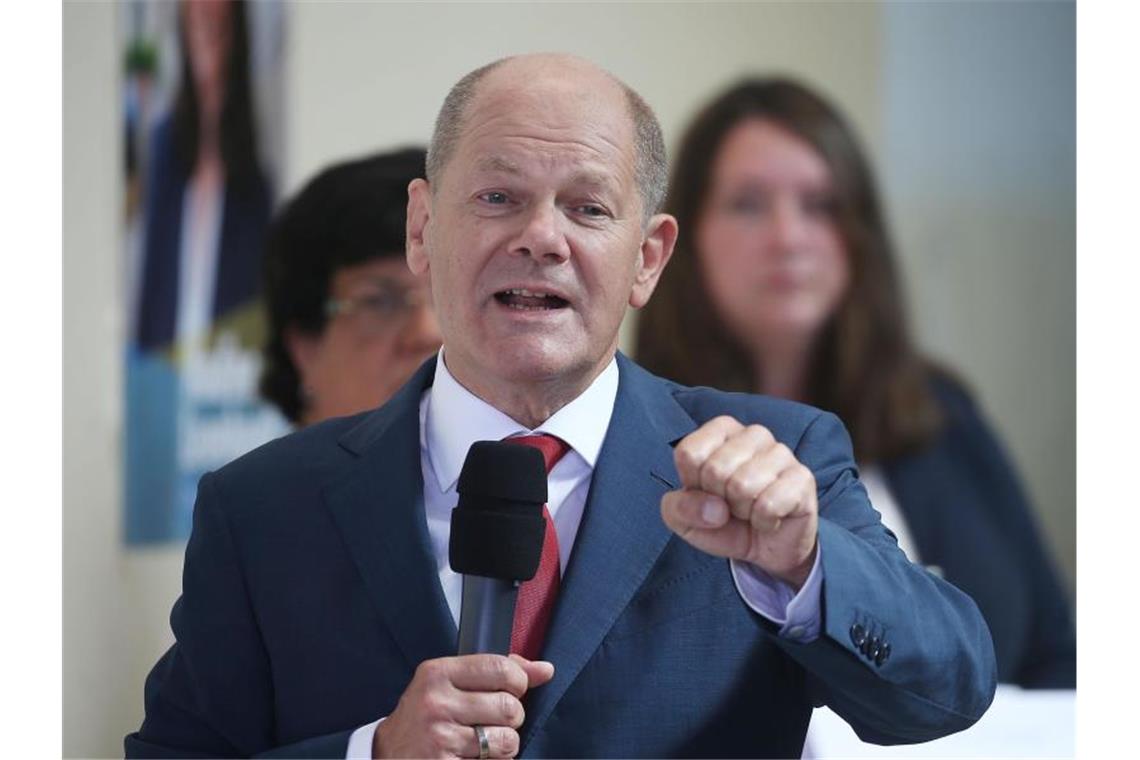 Olaf Scholz lehnt bedingungsloses Grundeinkommen ab Vizekanzler Olaf Scholz (SPD) ist gegen ein bedingungsloses Grundeinkommen. Foto: Oliver Berg/dpa