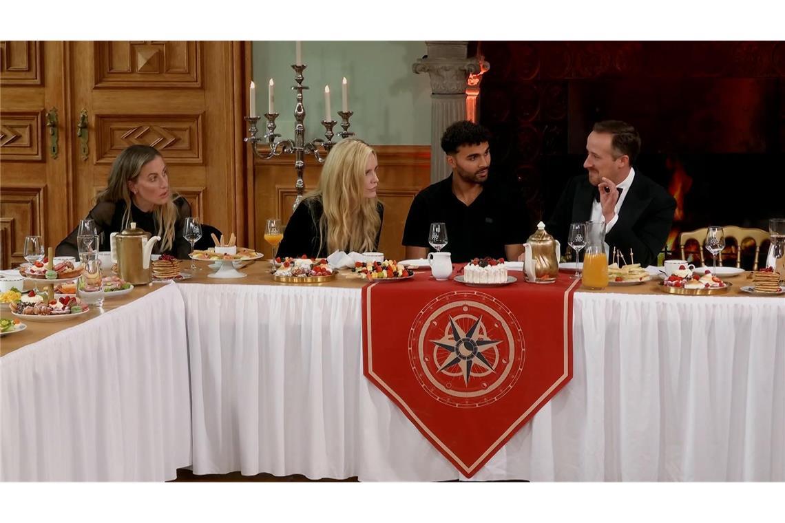 V.l.: Charlotte Würdig, Mirja du Mont, Younes Zarou und Joe Laschet.
