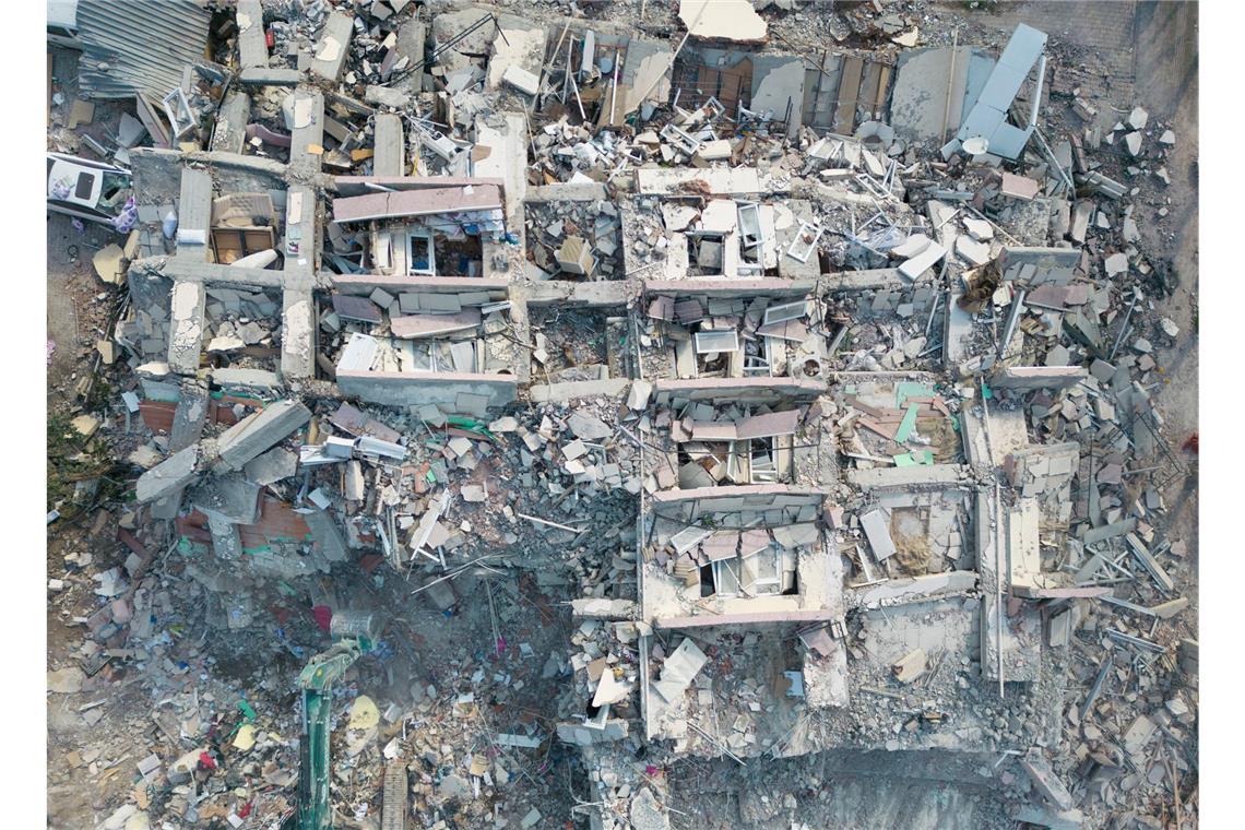 Völlig zerstört ist dieser Wohnblock in der Innenstadt von Antakya nach dem Beben vom 11. Februar 2023. Stehen Istanbul bald ähnliche Zerstörungen bevor?