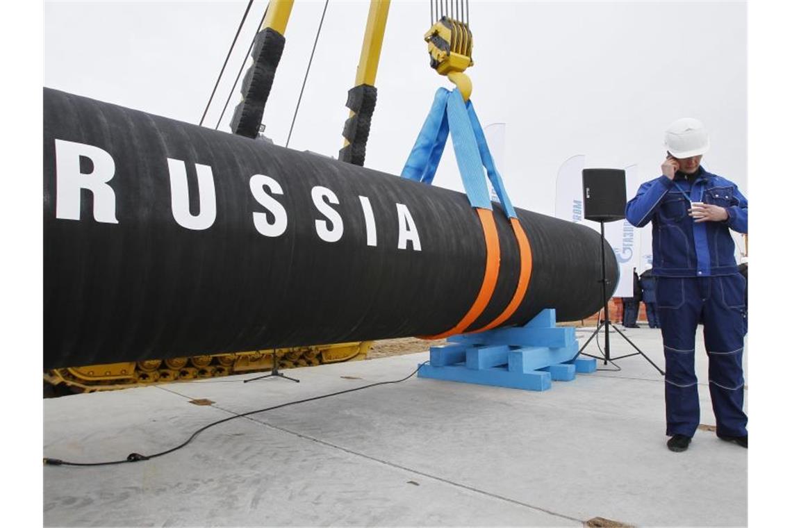 Volkswirte: Wachsende Unsicherheit Gift für den Aufschwung Volkswirte verweisen auf eine „sehr hohe Abhängigkeit“ der deutschen Wirtschaft vom russischen Gas und anderen Rohstoffen. Foto: Dmitry Lovetsky/AP/dpa