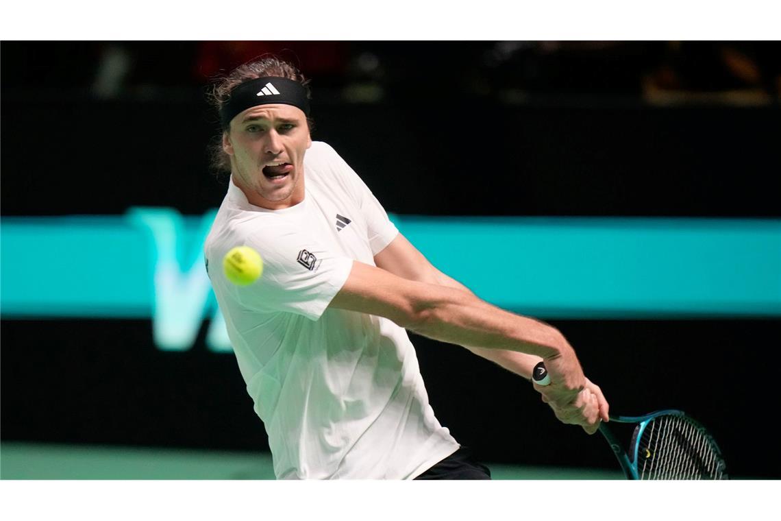 Volle Konzentration auf den Ball und den Schlag: Alexander Zverev
