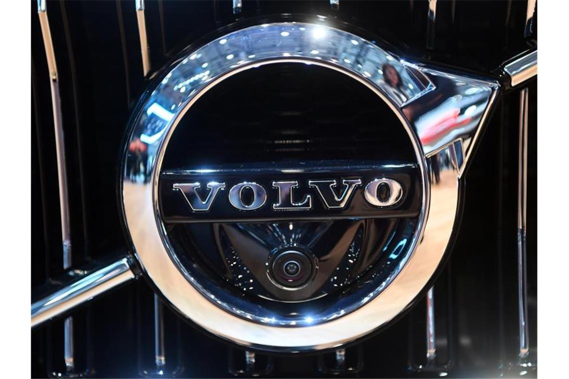 Volvo ruft 500.000 Autos in Werkstatt zurück Volvo ruft Hunderttausende Wagen in die Werkstätten zurück. Foto: Uli Deck