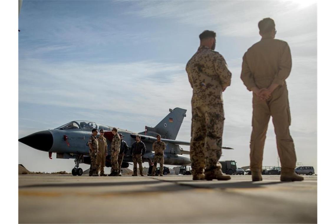 Vom Luftwaffenstützpunkt Al-Asrak in Jordanien starten Tornado-Aufklärungsflugzeuge im Rahmen der Mission „Counter Daesh“ in Richtung Syrien. Foto: Michael Kappeler