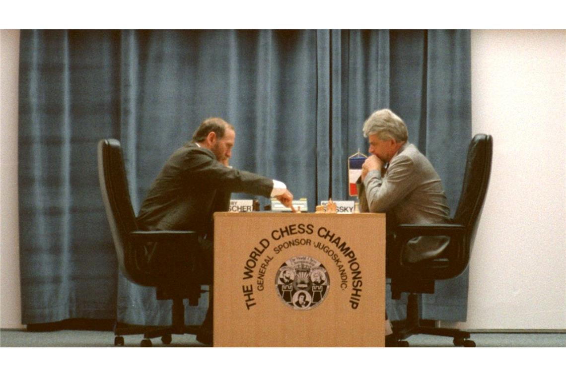 Schach-Legende Boris Spasski ist tot Von 1969 bis 1972 war Boris Spasski (r) Schach-Weltmeister.