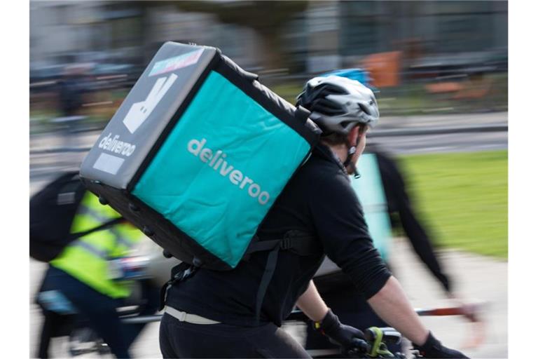Von dem Börsengang hatte der Essenslieferdienst Deliveroo viel versprochen. Foto: Jörg Carstensen/dpa