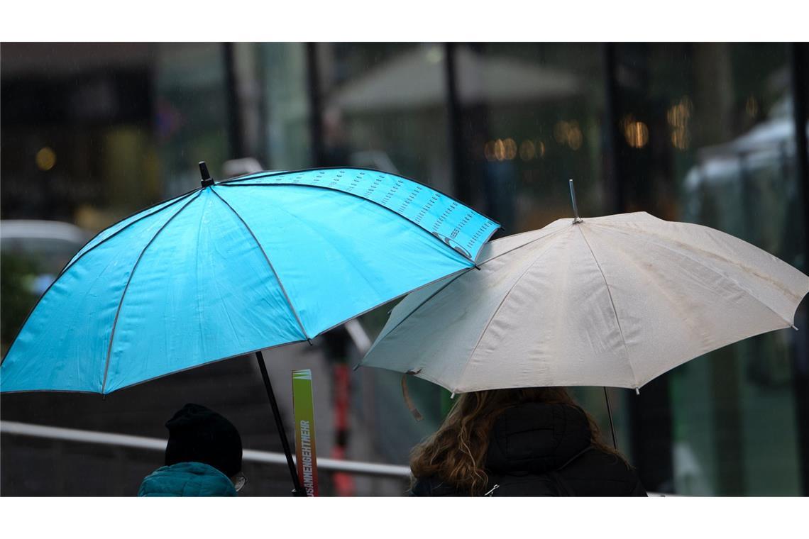 Das restliche Osterwochenende wird trüb und regnerisch Vor allem im Süden erwarten die Meteorologen auch Gewitter.