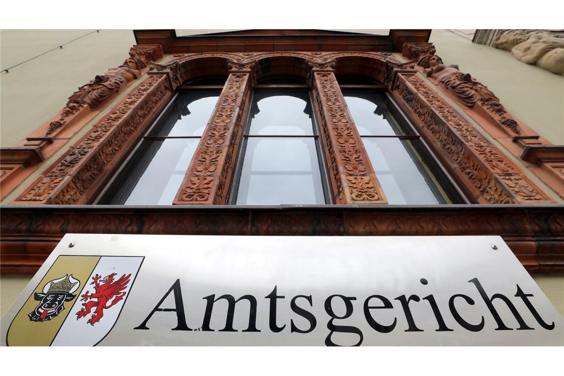 Jugendliche nach Angriff auf ghanaische Mädchen verurteilt Vor dem Amtsgericht in Wismar waren zwei Jugendliche am Dienstag verurteilt worden. (Symbolbild)