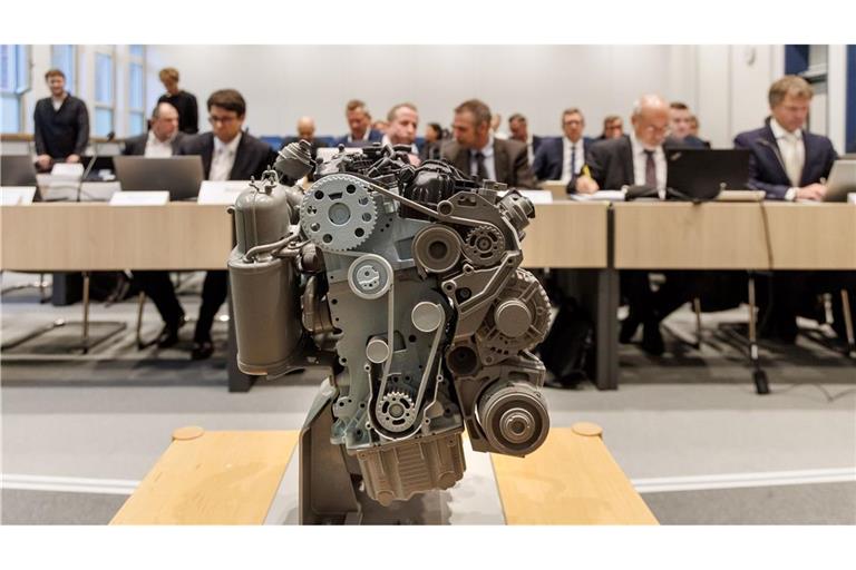 Vor dem OVG Schleswig wurde über die Genehmigung eines VW-Software-Updates in der Motorsteuerung durch das KBA verhandelt.