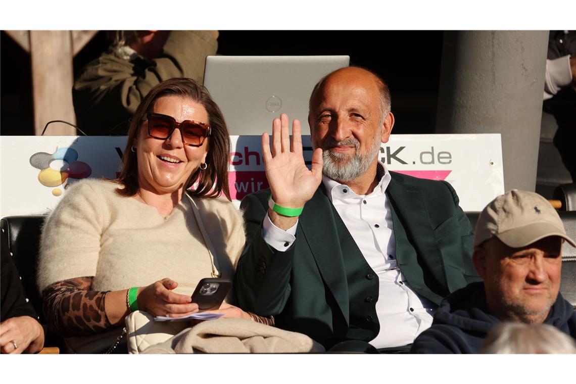 Vor dem Spiel noch guter Laune: SGV-Präsident Emir Cerkez.