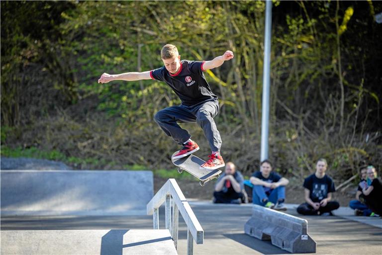 Vor einem Jahr ist der neue Skatepark neben dem Eugen-Adolff-Sportgelände eröffnet worden. Die Jugendvertreter hatten sich viele Jahre dafür eingesetzt.