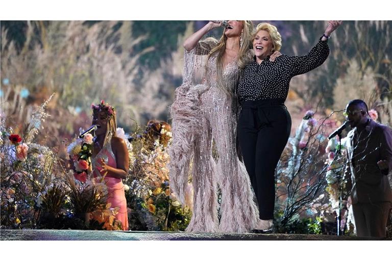 Vor einigen Jahren trat Jennifer Lopez bei einem Konzert an der Seite ihrer Mutter in Kalifornien auf.