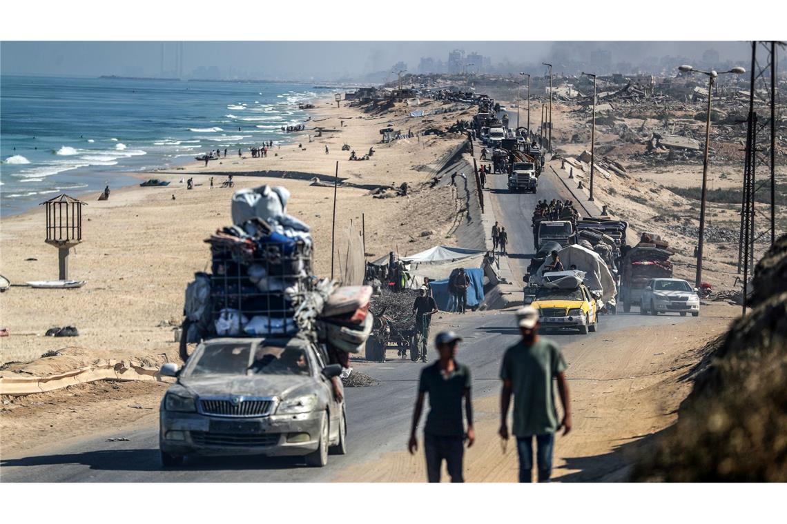 Vor Israels Einnahme der Stadt Gaza sollen Hunderttausende Palästinenser den größten Ort des Gazastreifens verlassen.