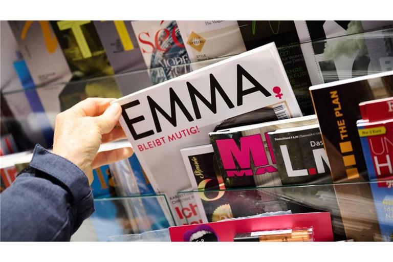 Vor knapp 50 Jahren erschien die erste „Emma“&nbsp;– gegründet von Alice Schwarzer. Jetzt kündigt die Frauenrechtlerin das Aus ihrer Zeitschrift an.