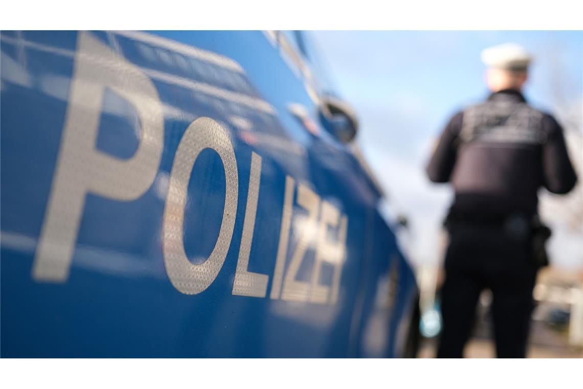 Vor rund zwei Wochen hatten Einsatzkräfte bei einer Durchsuchungsaktion die falsche Wohnung gestürmt. (Symbolbild)