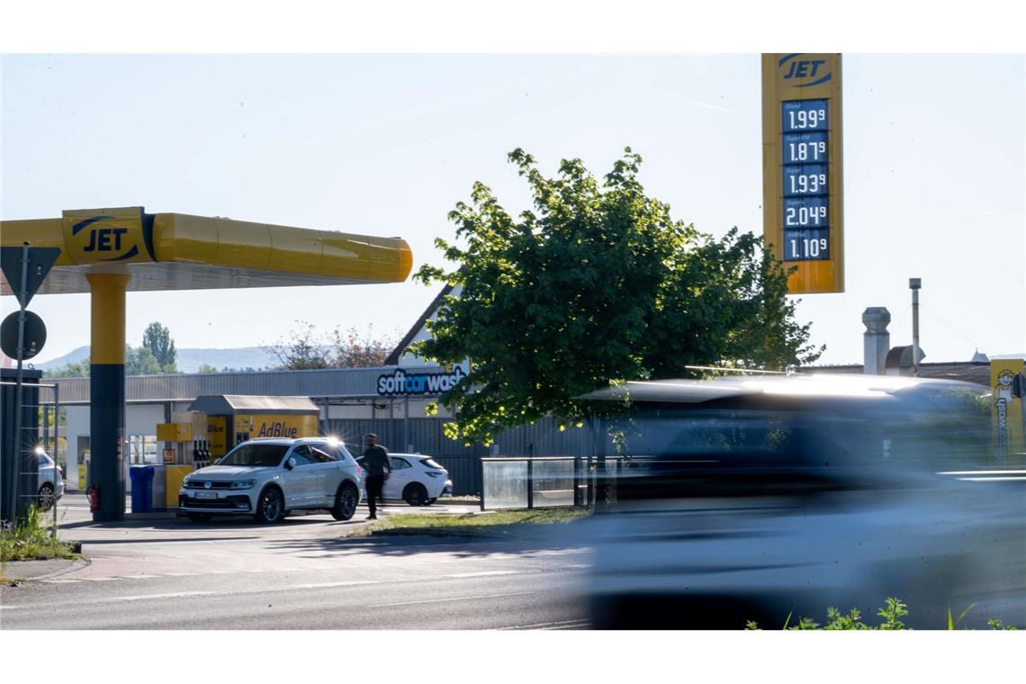 Ifo und ADAC: Tankrabatt wird nur teilweise weitergegeben