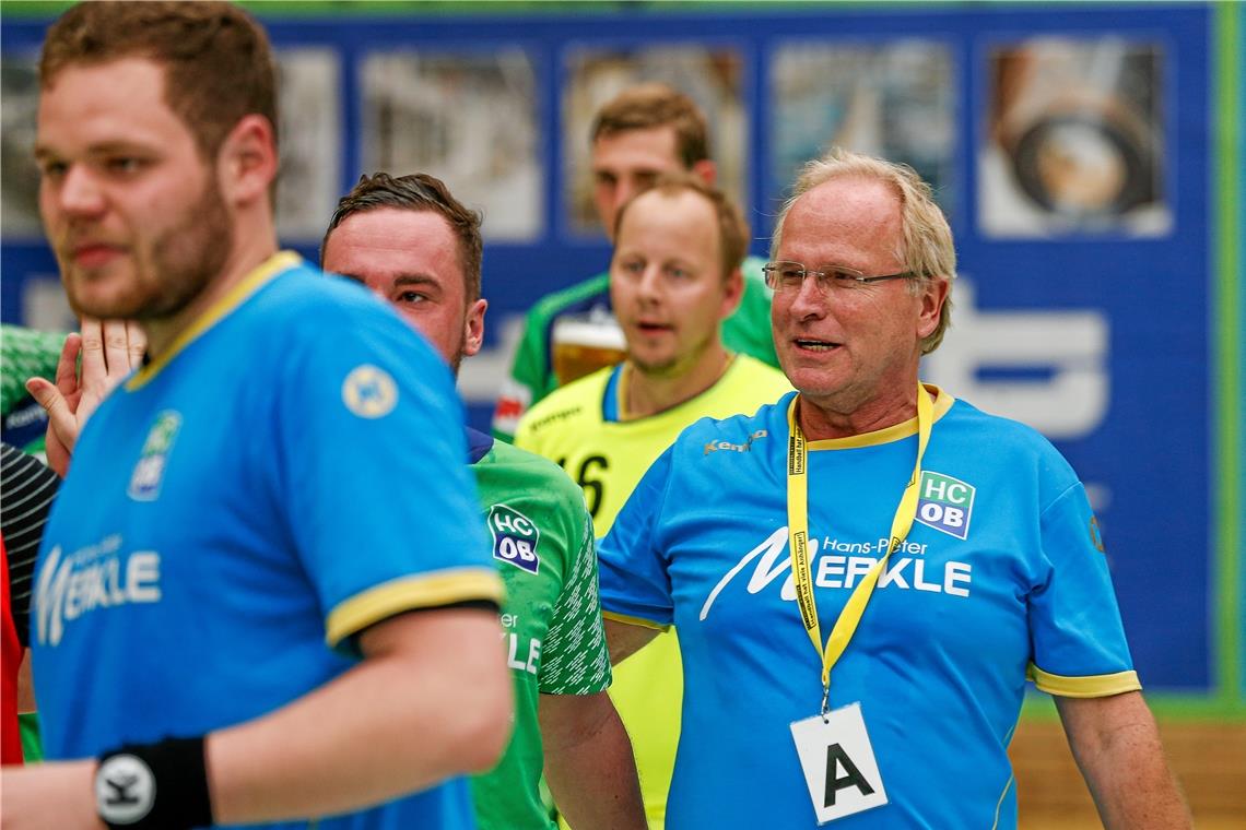 Handball-Spielbetrieb ruht erst einmal Vorsitzender Gerald Hug (rechts) hatte sich mit dem HCOB schon auf alle möglichen Eventualitäten vorbereitet. Foto: A. Becher