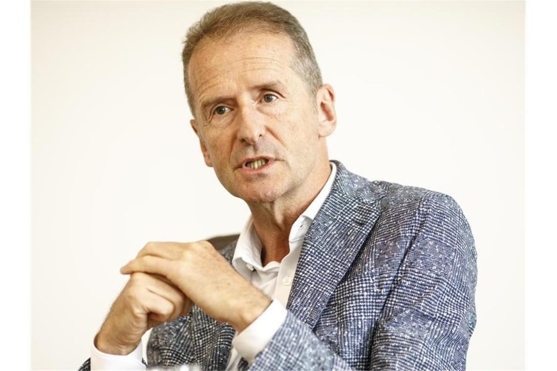 VW-Boss: Krieg könnte Wirtschaft härter treffen als Corona VW hatte das Russland-Geschäft in der vergangenen Woche gestoppt. (Im Bild: Konzernchef Herbert Diess). Foto: Carsten Koall/dpa