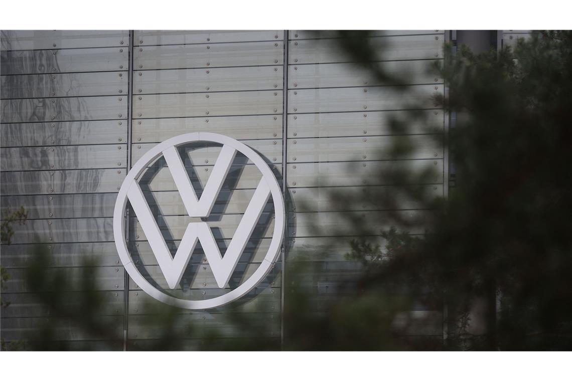 EU verhängt 460-Millionen-Kartellstrafe gegen Autobauer VW muss die höchste Strafe bezahlen, Mercedes-Benz keine.