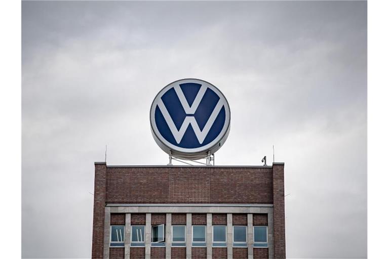 VW will Man die „Elektro-Offensive jetzt nochmals beschleunigen“. Foto: Sina Schuldt/dpa