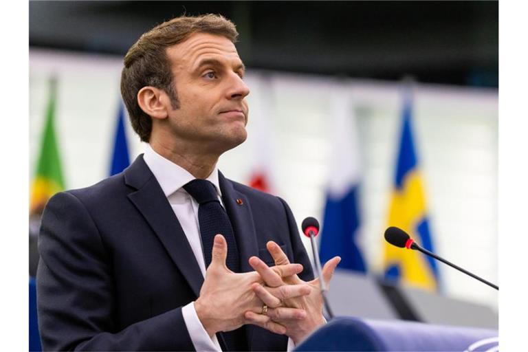 Während der heutigen Plenarsitzung des Europäischen Parlaments stellt Frankfreichs Präsident Emmanuel Macron die Ziele der beginnenden Ratspräsidentschaft Frankreichs vor. Foto: Philipp von Ditfurth/dpa