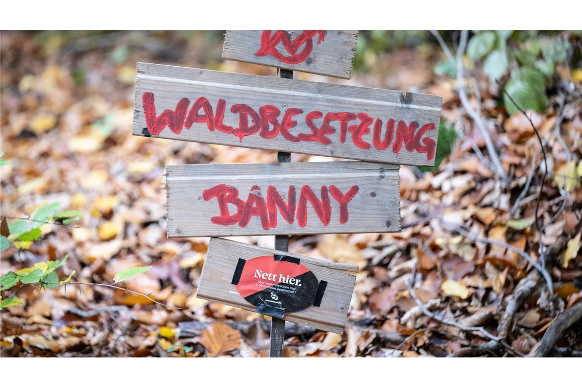 Waldbesetzung gegen Kiesabbau