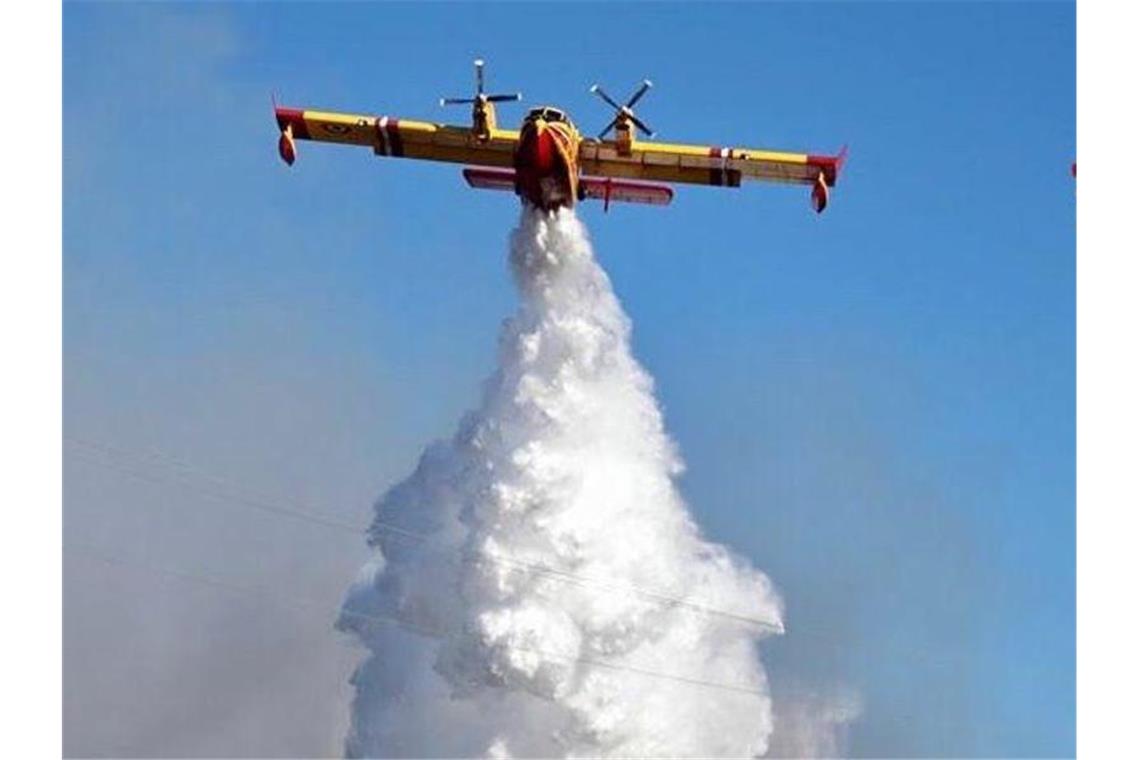 Waldbrand-Bekämpfung in Italien. Foto: Vigili del Fuoco/dpa