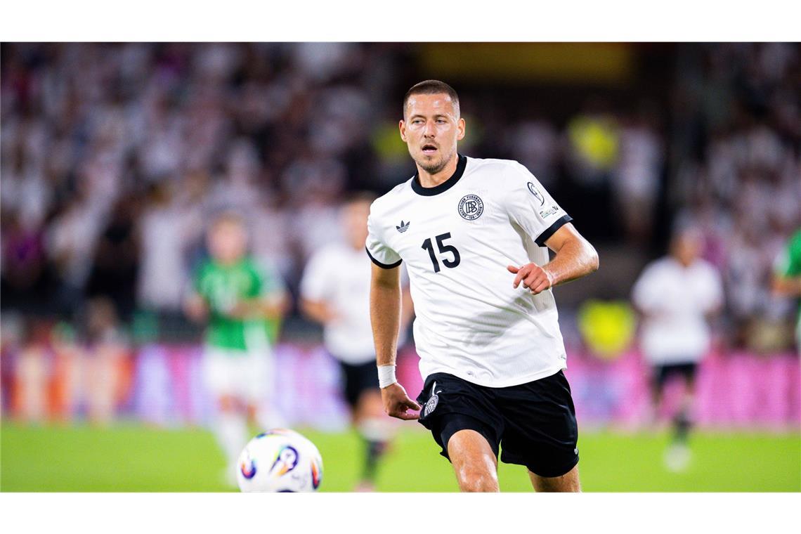 Ex-VfB-Spieler Woltemade trifft zum Sieg Waldemar Anton: Der ehemalige VfB-Innenverteidiger kam nach 86 Minuten ins Spiel - zu spät für eine Bewertung.