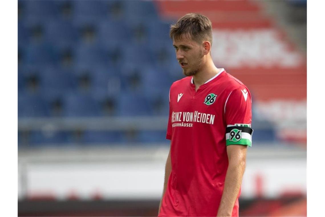 Hannover 96 verhandelt mit VfB Stuttgart über Anton-Transfer