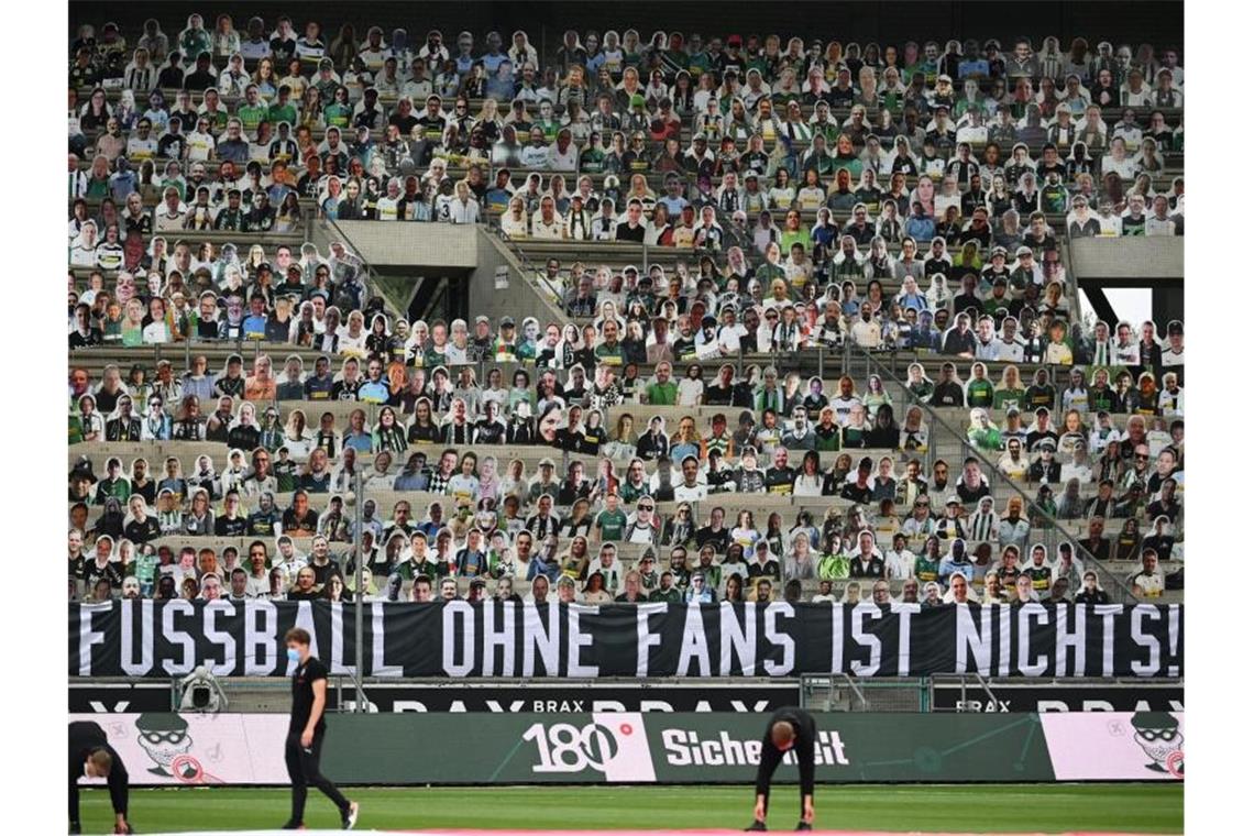 Wann dürfen wieder Zuschauer in deutsche Fußball-Stadien?. Foto: Federico Gambarini/dpa-Pool/dpa
