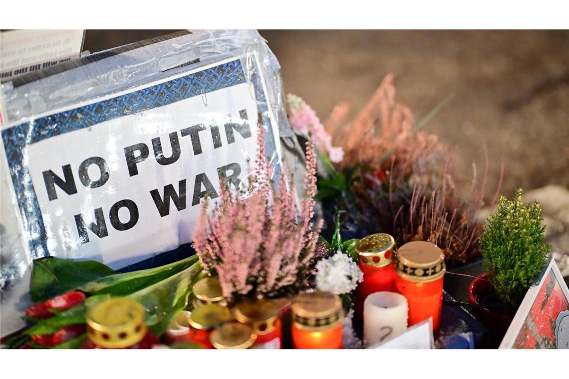 Wann endet der russische Angriffskrieg gegen die Ukraine? Verhandlungen haben bisher keine greifbaren Ergebnisse gebracht.