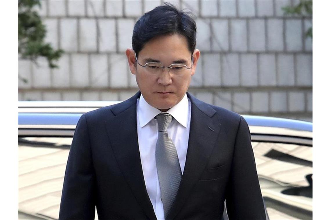 War bereits 2017 wegen Korruption zu fünf Jahren Haft verurteilt worden: Lee Jae Yong. Foto: Ahn Young-Joon/AP/dpa/Archiv