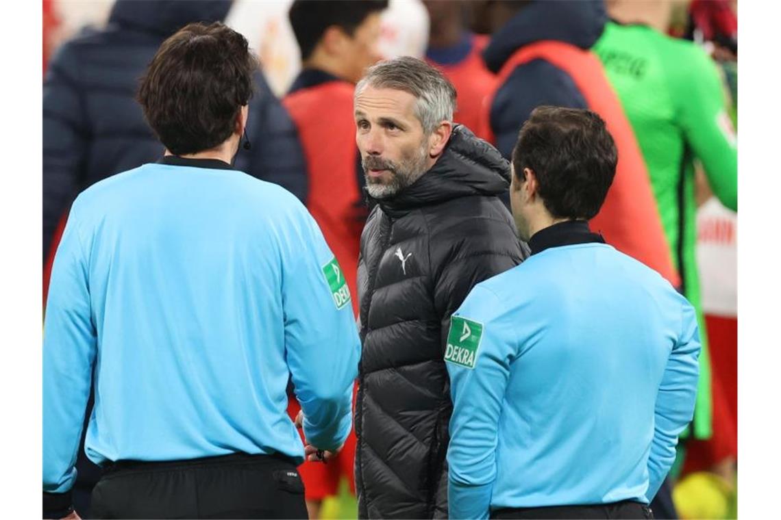 War nach Gladbachs Niederlage in Leipzig sichtlich angefressen: Borussia-Coach Marco Rose. Foto: Jan Woitas/dpa-Zentralbild/dpa