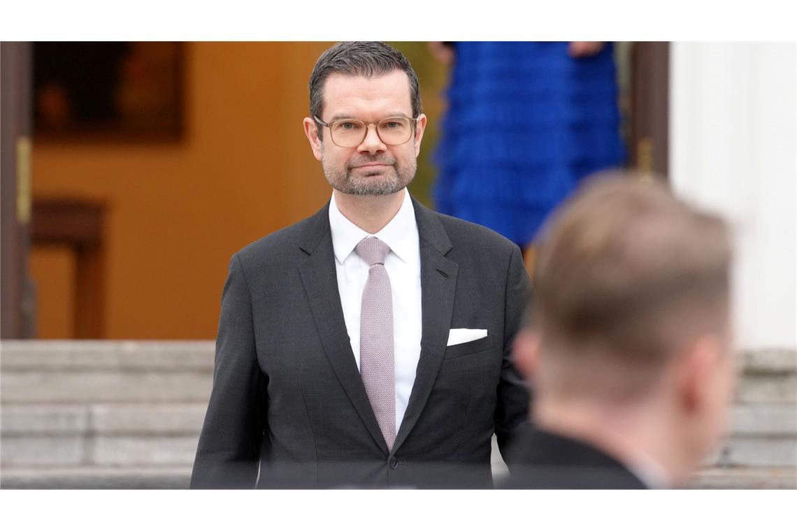 Lindner will sich prüfen - wohin steuert die FDP? Warten auf Ex-Justizminister Buschmann neue Aufgaben?
