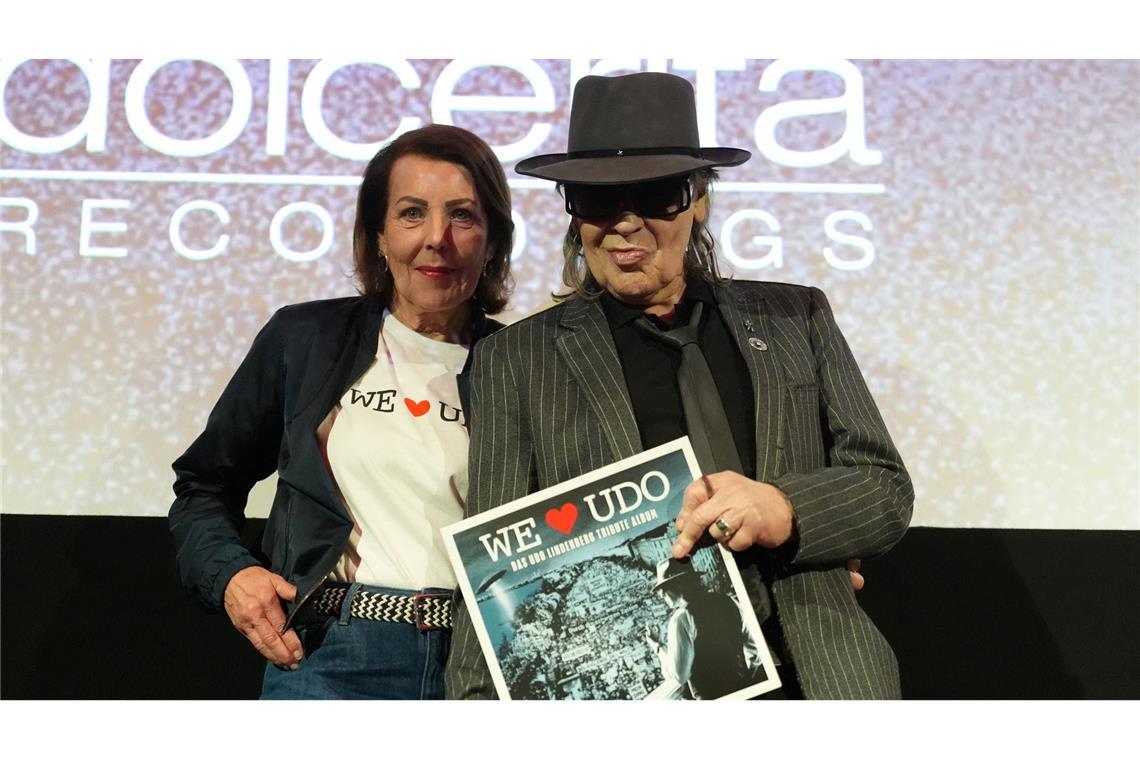 Was kann man einem Udo Lindenberg zum Geburtstag schenken? Na klar, wunderbare Cover seiner eigenen Songs. (Archivbild)