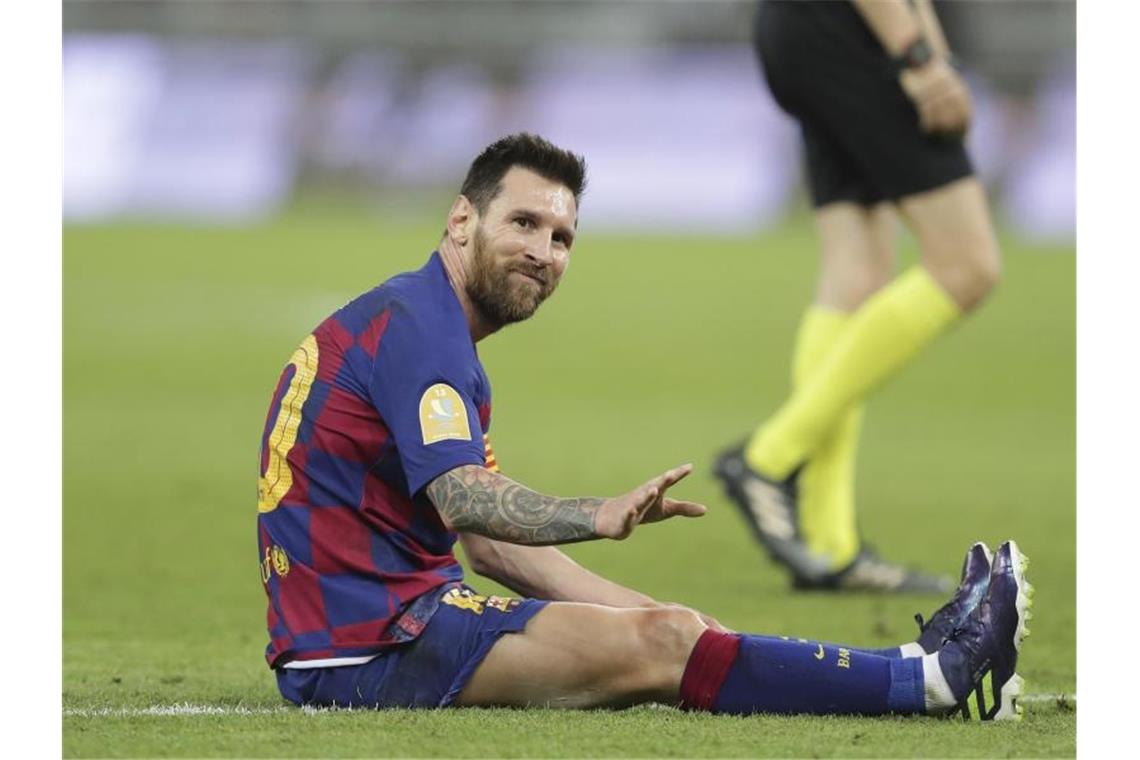 Wechselt Barcelonas Idol Lionel Messi nach 20 Jahren den Verein?. Foto: Hassan Ammar/AP/dpa