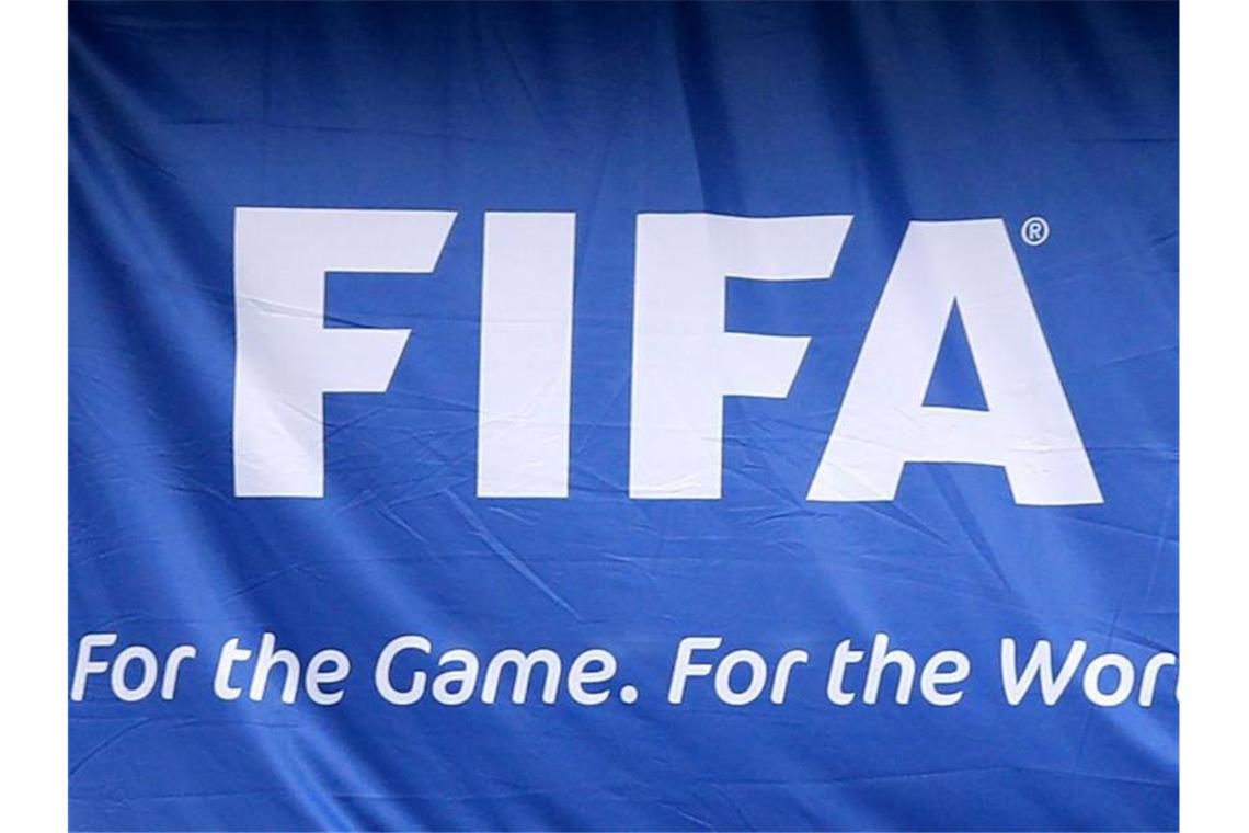 FIFA: Drittes Transferfenster möglich Wegen Corona: Die FIFA kündigte weitere Flexibilität für den Transfermarkt an. Foto: Mike Egerton/PA Wire/dpa