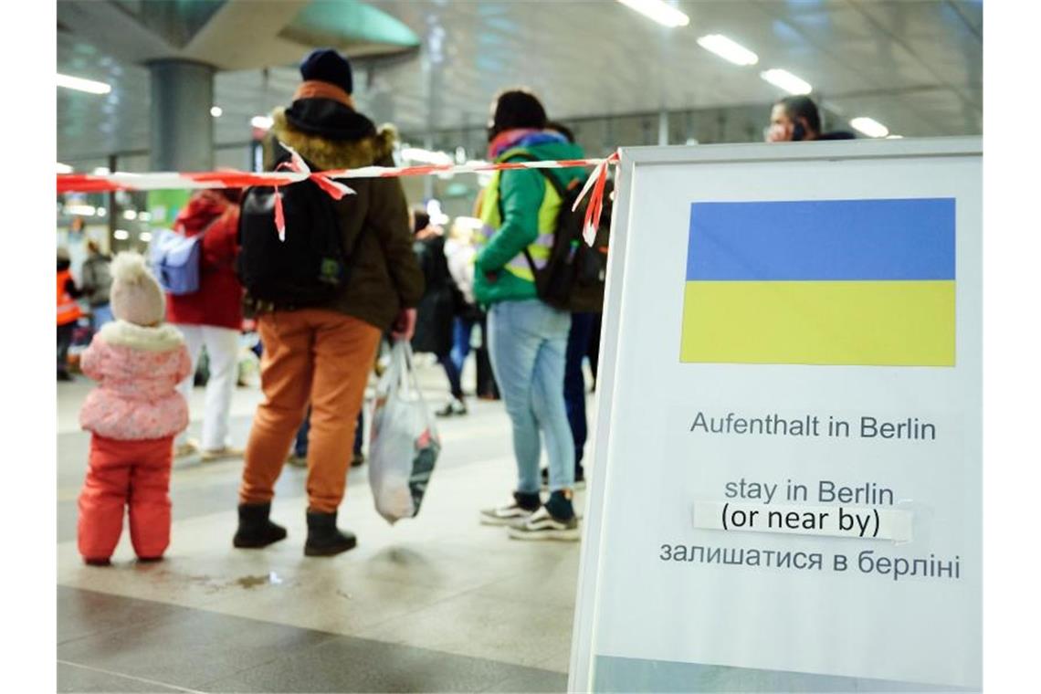 Nach Ruf aus Ländern: Flüchtlinge sollen verteilt werden