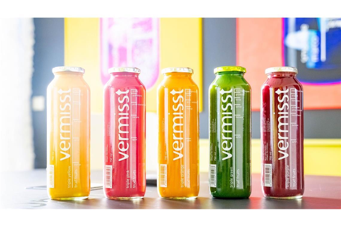 Wegen der unzähligen Smoothie-Flaschen in über 30.000 Märkten in Deutschland, Österreich und der Schweiz, sind Hinweise zu der vermissten Scarlett eingegangen.