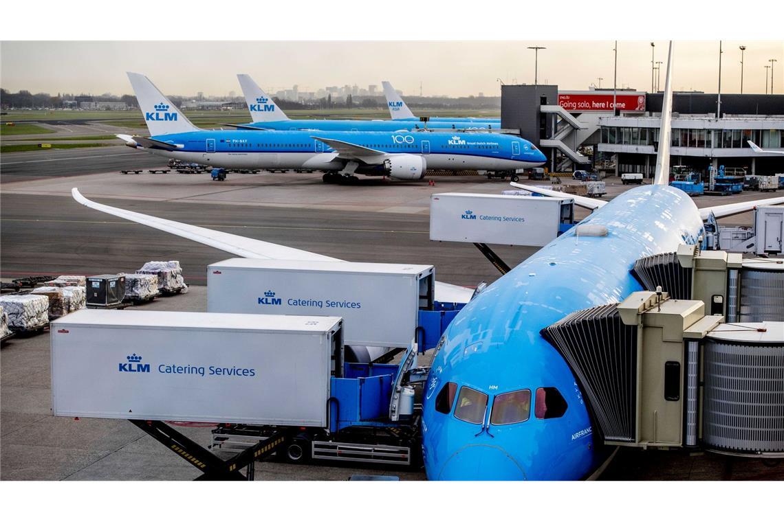 Wegen des Sturmtiefs wurde am Flughafen Schirphol viele Flüge gestrichen. (Archivfoto)