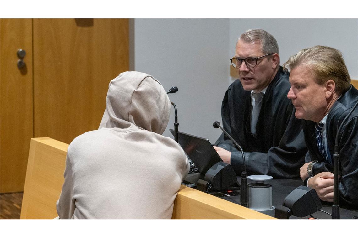 Lebenslange Haft nach Auftragsmord an dreifacher Mutter