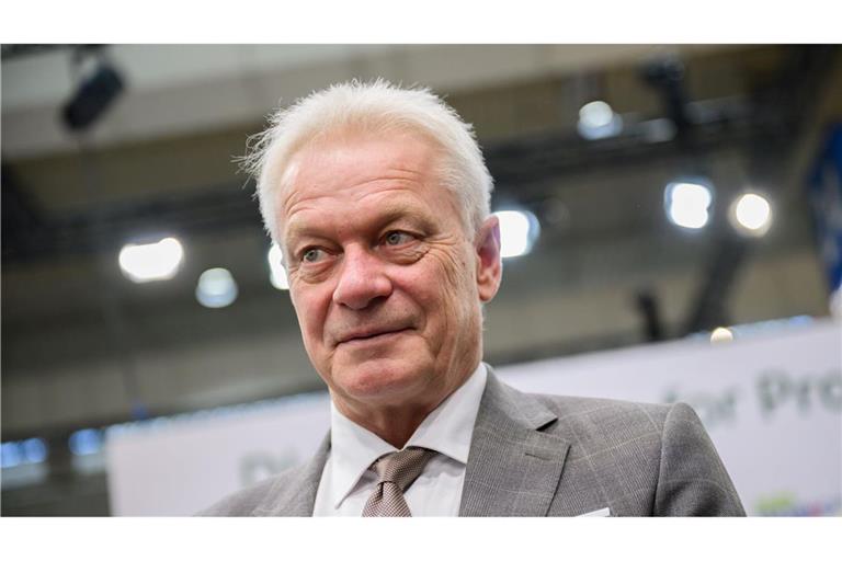 Wegen eines technischen Defektes am Flugzeug musste Bundesagrarminister Alois Rainer einen Flug in die USA umplanen.