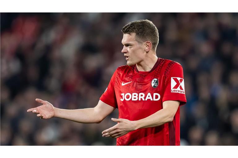 Wegen eines Tritts gegen die Tür der Schiedsrichterkabine muss Fußballprofi Matthias Ginter eine Geldstrafe zahlen (Archivfoto).