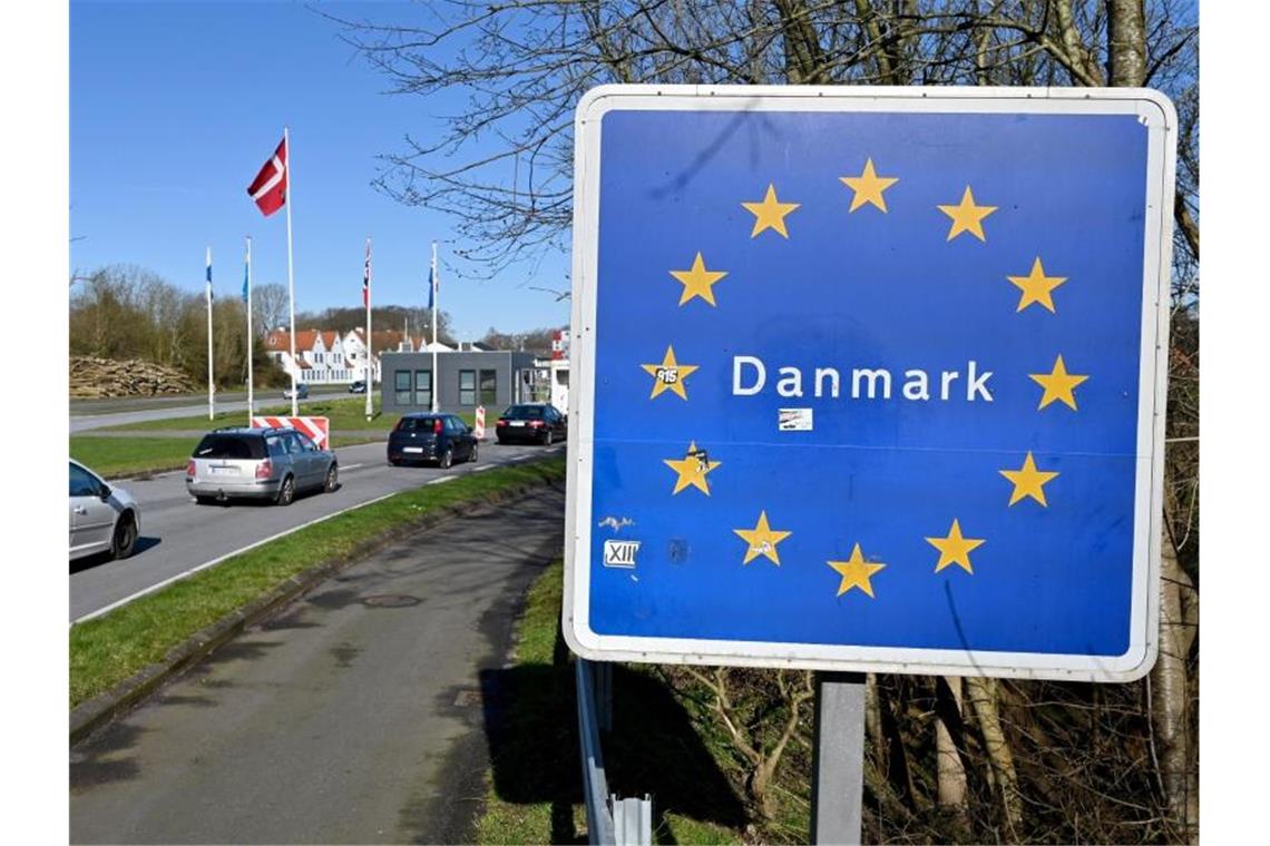 Wegen steigender Corona-Fallzahlen in Deutschland schottet Dänemark sich ab. Foto: Carsten Rehder/dpa
