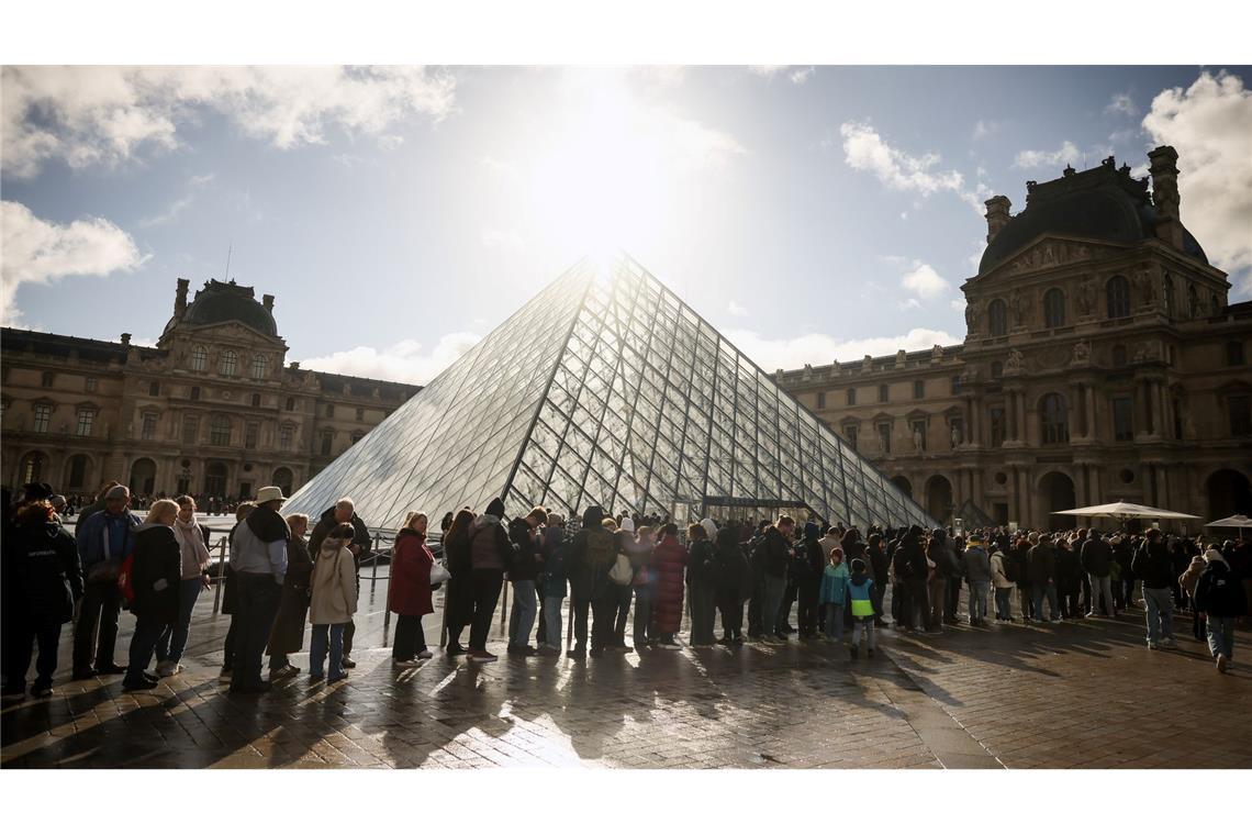 Wegen Verdachts auf Betrügerei mit gefälschten Tickets hat der Louvre die Polizei eingeschaltet. Es wird die Existenz eines umfassenden Netzwerks vermutet (Archivbild).