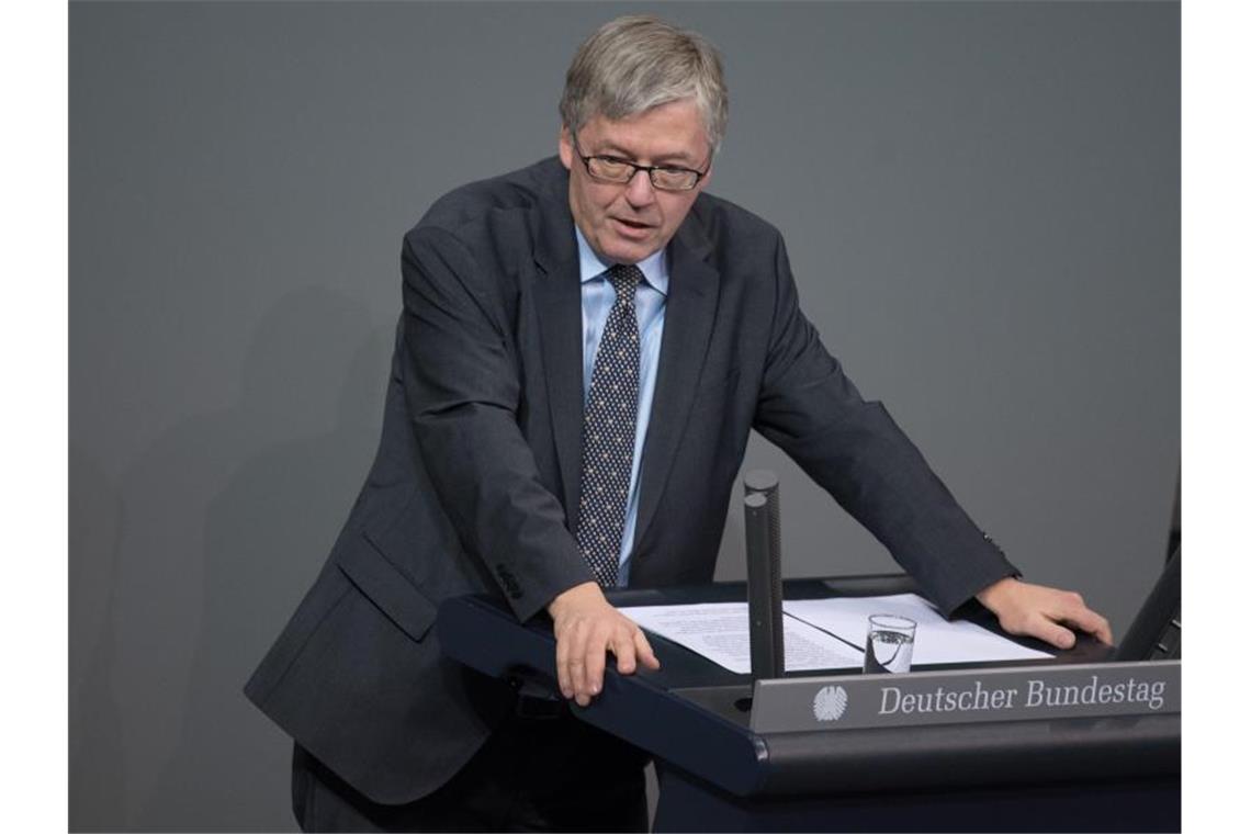 Wehrbeauftragter will Bericht zu Extremismus in der Truppe Wehrbeauftragter Bartels: „Der MAD sollte selbst über seine Tätigkeit berichten.“. Foto: Jörg Carstensen/dpa