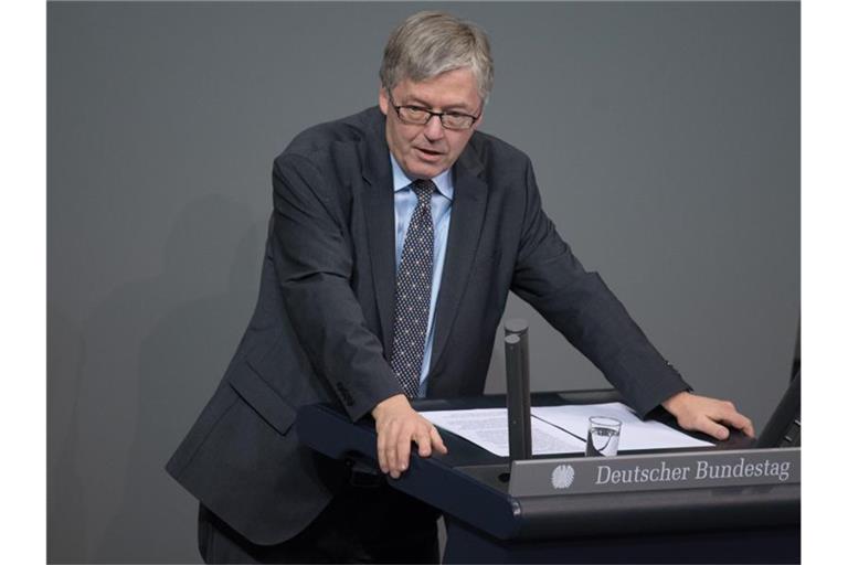 Wehrbeauftragter Bartels: „Der MAD sollte selbst über seine Tätigkeit berichten.“. Foto: Jörg Carstensen/dpa