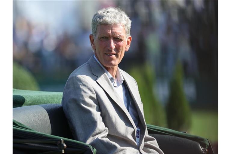 Wehrt sich gegen die Vorwürfe der Tierquälerei: Springreiter Ludger Beerbaum. Foto: Friso Gentsch/dpa